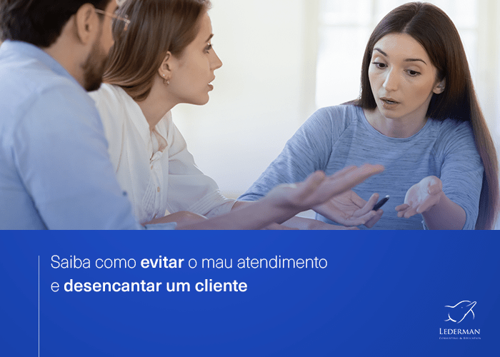 mau atendimento