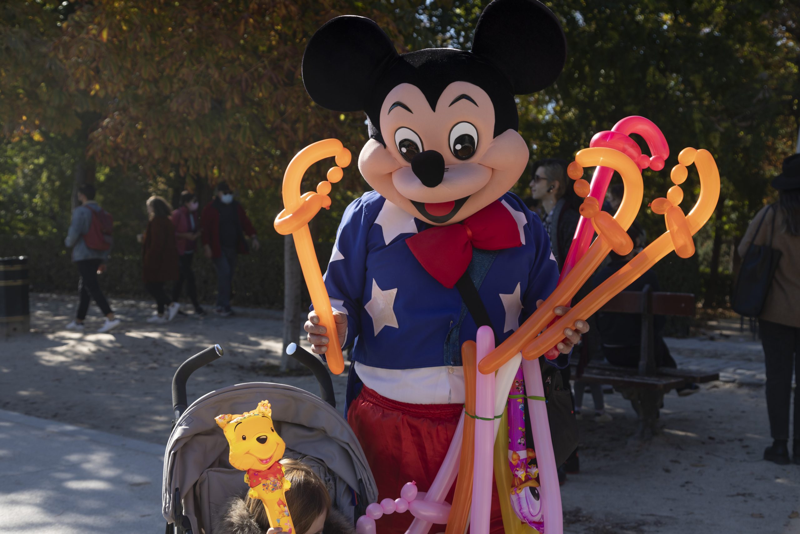 A Disney nos ensina a superar os desafios empresariais através de seus personagens e sua magia de encantar os clientes.